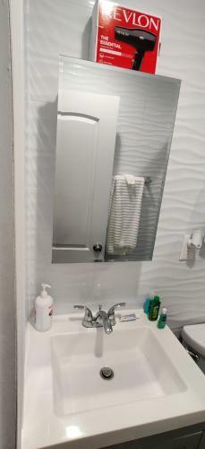 **new** Private Rooms In House
