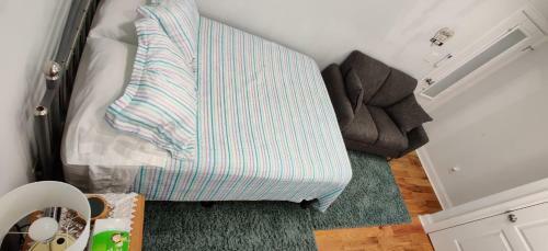 **new** Private Rooms In House