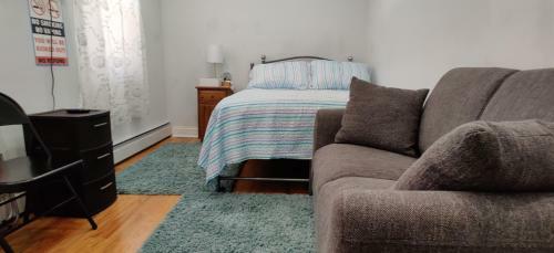 **new** Private Rooms In House