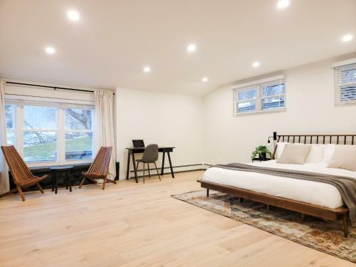Hideaway Lodge - Glen Lake, Lake George