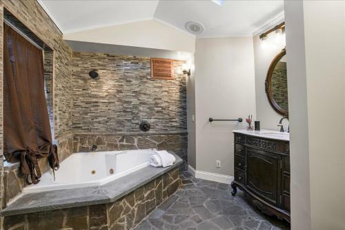 Apartamento Charming 3br 3bath In Brilliant Location!