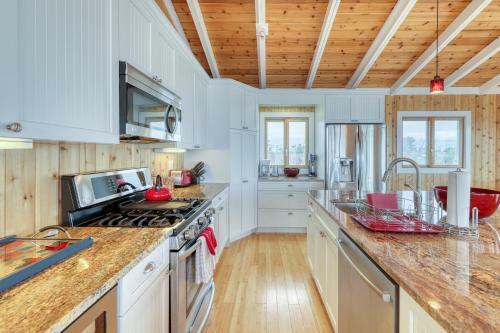 37 Ocean Bay Blvd