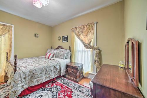 Quiet Oneonta Home - Walk To Historic Dtwn!