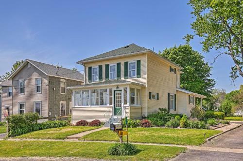 Pet-friendly Finger Lakes Home Near Wineries!