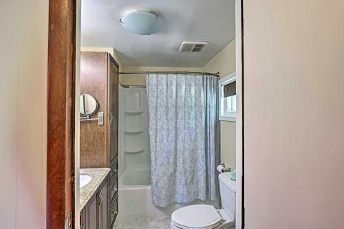 Pet-friendly Finger Lakes Home Near Wineries!