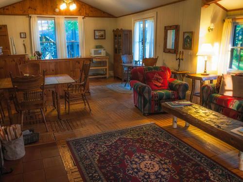Hostal White Pine Camp