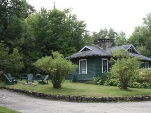 Hostal White Pine Camp