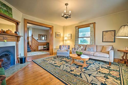 Pet-friendly Victorian Homestead With Fire Pit!
