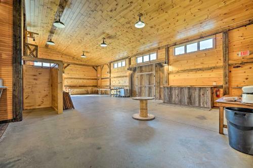 Pet-friendly Victorian Homestead With Fire Pit!