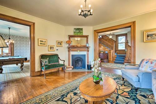 Pet-friendly Victorian Homestead With Fire Pit!