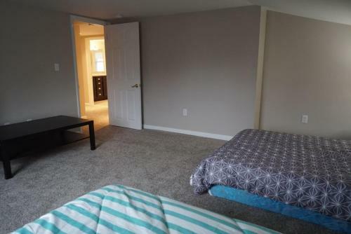 Newly Renovated House On Lake Champlain - 4 Br!