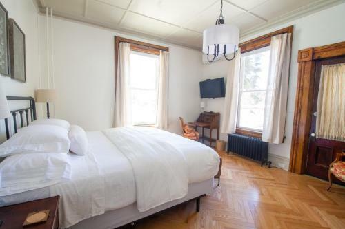 Hotel Pert House