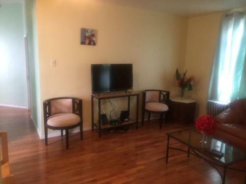 Hostal Guest House 5 Min. From Jfk