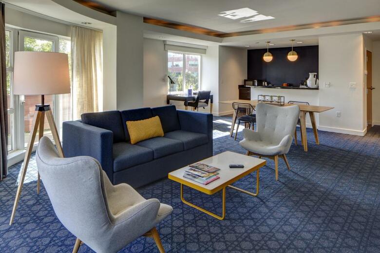 River's Edge Hotel & Spa