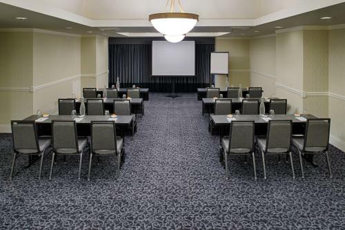 Hotel Embassy Suites Portland - Downtown