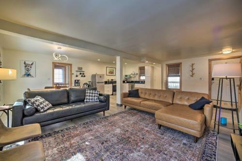 Waterfront River Home Kayak, Fish, And More!
