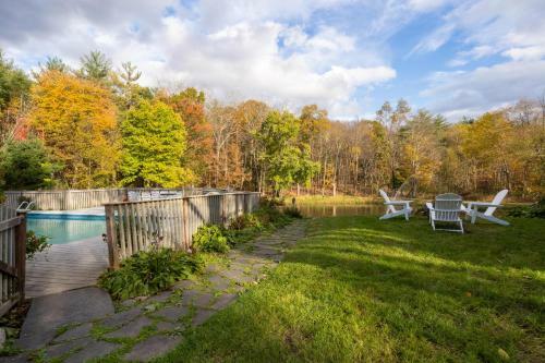 Blue Mountain Road - Cortland