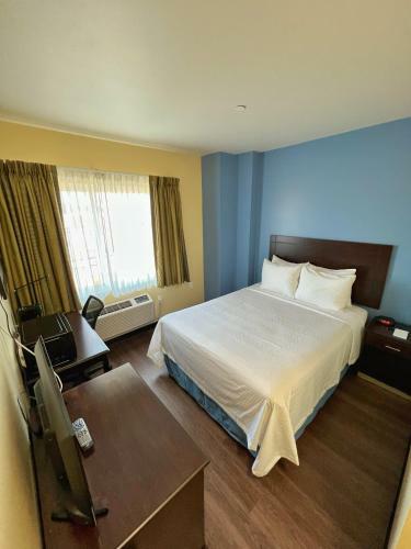 Hotel Ozone Inn & Suites