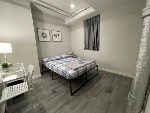 Manhattan New York City Rooms