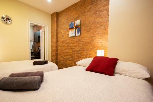 Studio Plus - 2 Bedroom Apartment In Midtown