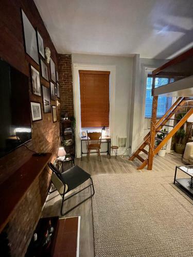 Cozy Studio Apartment In Hell's Kitchen