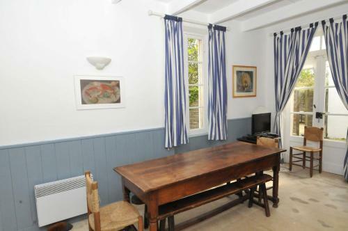 Charmante Maison de Village Avec �tage