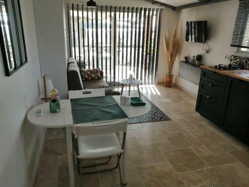 Gite Aux Lauriers D'adh�mar
