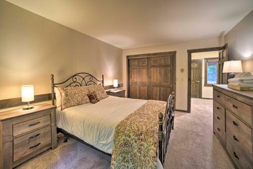 Relaxing Windham Townhome With Private Balcony!