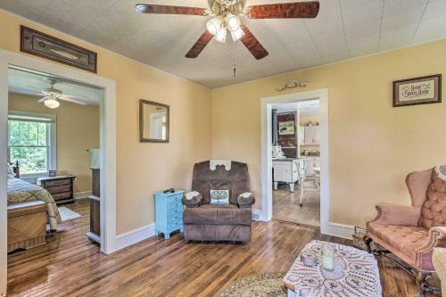 Cozy Blue Ridge Cottage - Bike, Hike, And Fish!