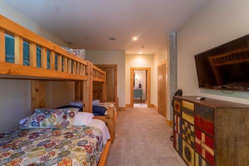 Modern Cedar Rock Townhome