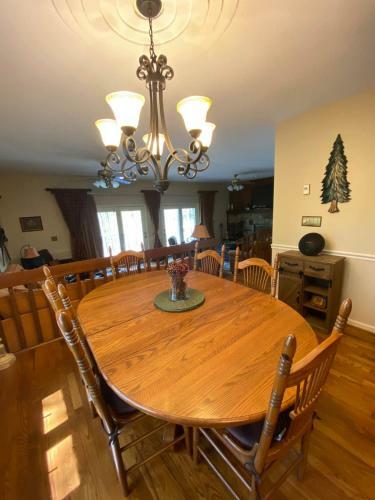 Villa Blue Mountain Oasis, Stunning Views. Mountain Gem!