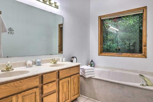 Apartamento Pet-friendly Condo With Balcony Hiking On-site