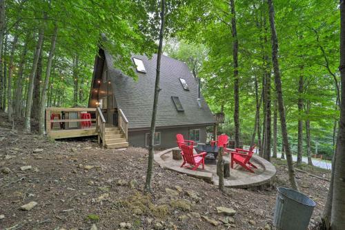 A-frame Cabin With Hot Tub About 1 Mi To Beech Mountain!