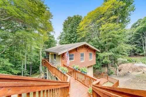 Bee & Bae Hideaway