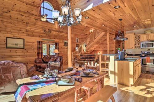 Woodsy Oasis With Fire Pit, Grill And Game Room!