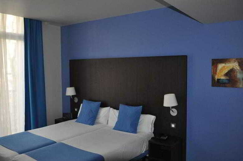 Hotel Oriente Atiram