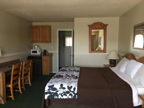 Hotel Ambassador Inn
