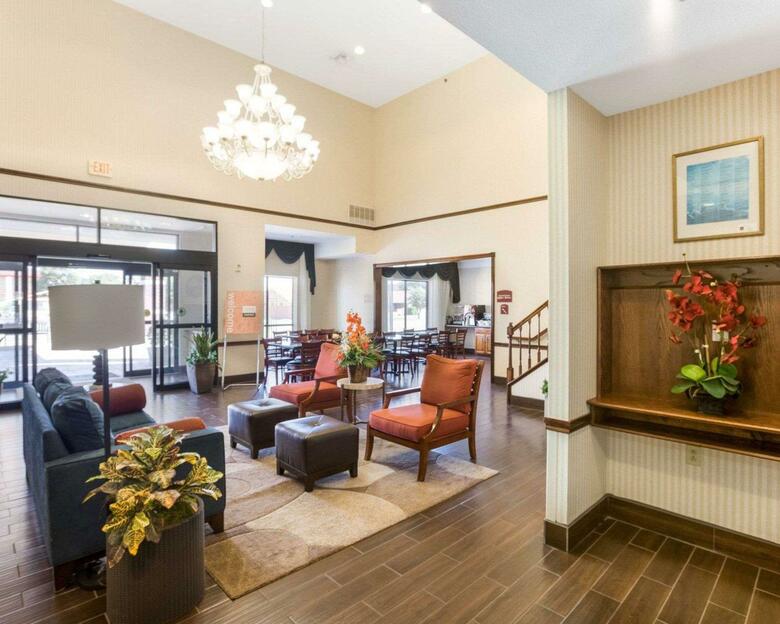 Hotel Comfort Suites Plainview