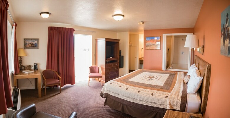 Motel Broken Spur Inn & Steakhouse