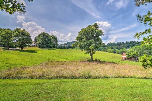 Apartamento Waynesville Apt, 5 Mi To Blue Ridge Parkway!