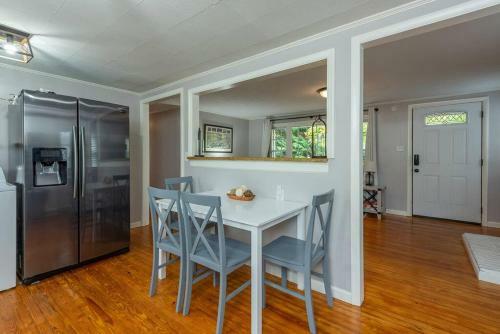 Skyview Hideaway W/ Hot Tub!