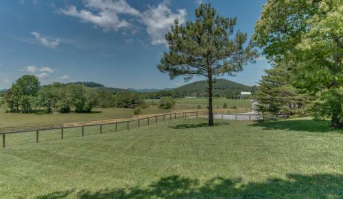 Horseshoe Hill