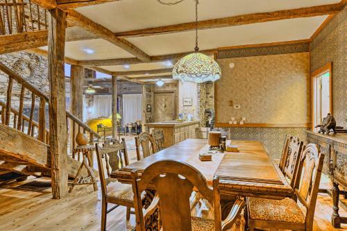 Villa Spacious River Lodge With Mtn Views On 4 Acres!