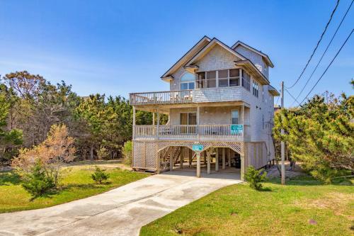 Hatteras High 65