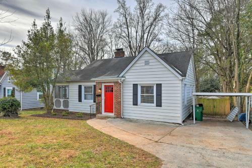 Charlotte Area Cottage About 4 Mi To Downtown!