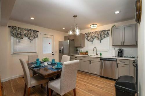 Apartamento Cozy 2bd/2ba W King Bed