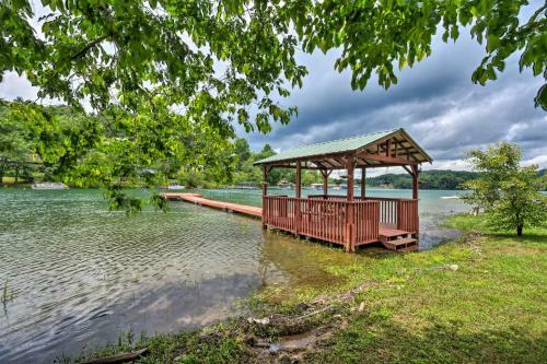Lakefront Hayesville, Nantahala Forest Cabin!