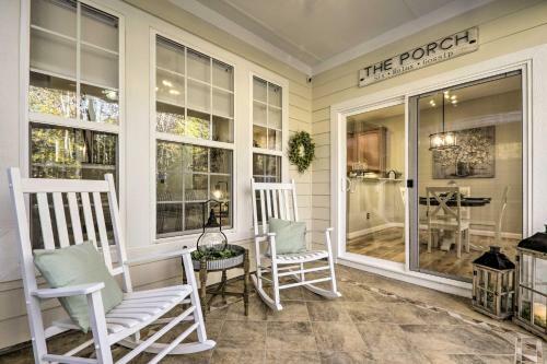 Stylish Hillsborough Home With Patio And Fire Pit