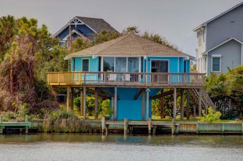 Ozzie's Island Hideaway