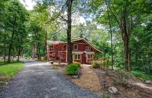 Lodge The Poplars At Bearwallow Mountain